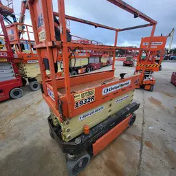 2018 JLG 1932R Scissor Lift