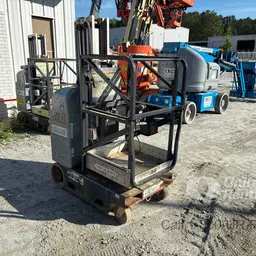2017 JLG 20MVL Self-Propelled One-Person Lift