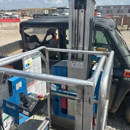 2019 Genie GR-20 Self-Propelled One-Person Lift