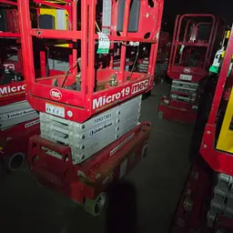 2019 MEC MICRO 19 Scissor Lift
