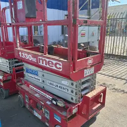 2018 MEC 1330SE Scissor Lift