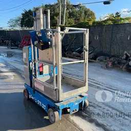 2017 Genie GR-20 Self-Propelled One-Person Lift