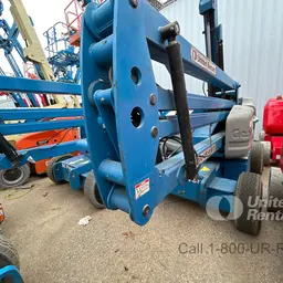 2013 Genie Z-45/25J DC Articulating Boom Lift