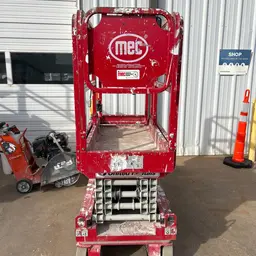 2018 MEC 1330SE Scissor Lift