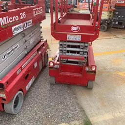 2018 MEC MICRO 19 Scissor Lift