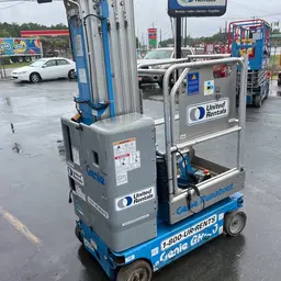 2016 Genie GR-20 Self-Propelled One-Person Lift