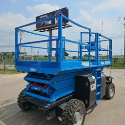 2018 Genie GS-3384 RT Rough Terrain Scissor Lift