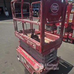 2017 MEC 1330SE Scissor Lift